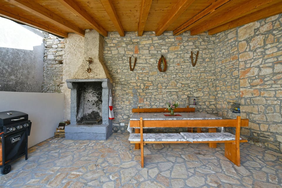 BBQ/picnic area