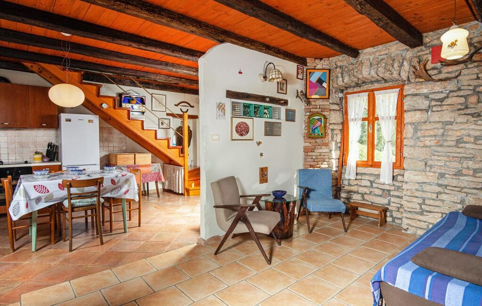 Standard House, 1 Bedroom (26420) | Living area | Fireplace