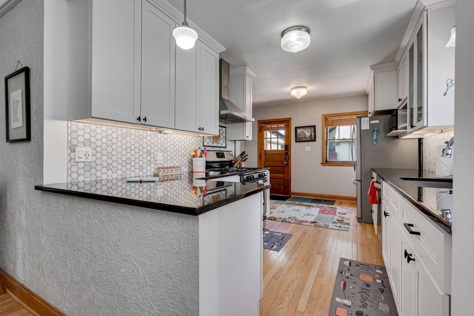 With a large sink and a new dishwasher, cleaning up is a breeze.