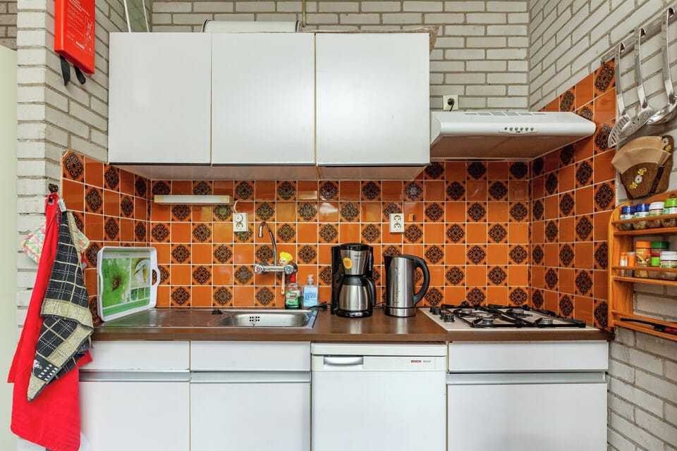 House | Private kitchen | Microwave, highchair