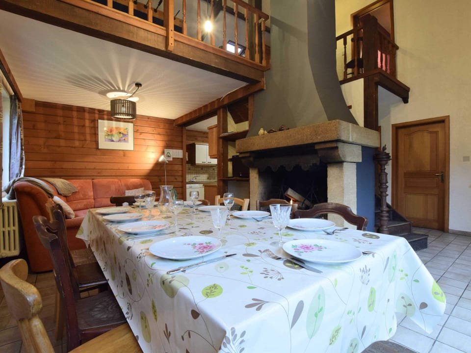 House | Dining