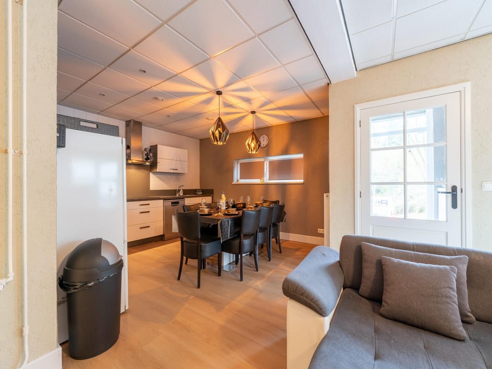 Apartment | Dining