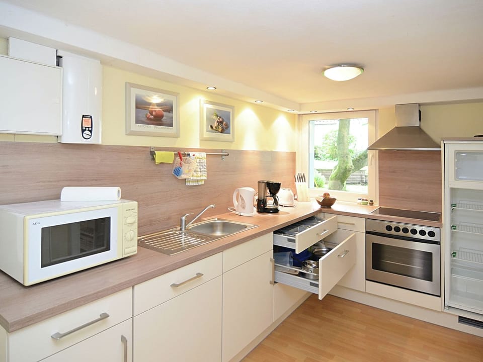 Apartment | Private kitchen | Highchair, cookware/dishes/utensils