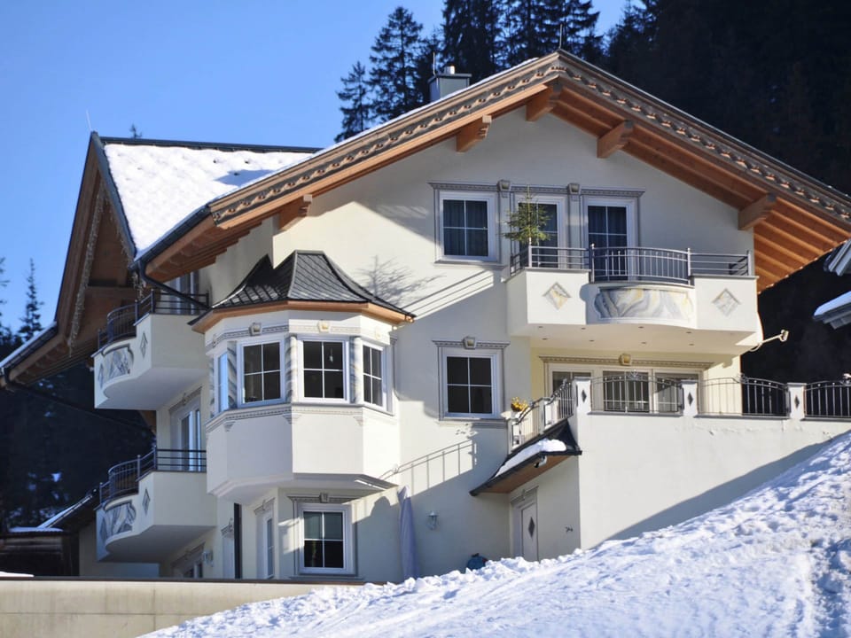 Apartment | Exterior