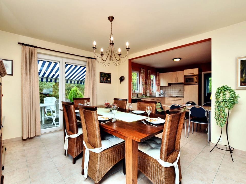 House | Dining