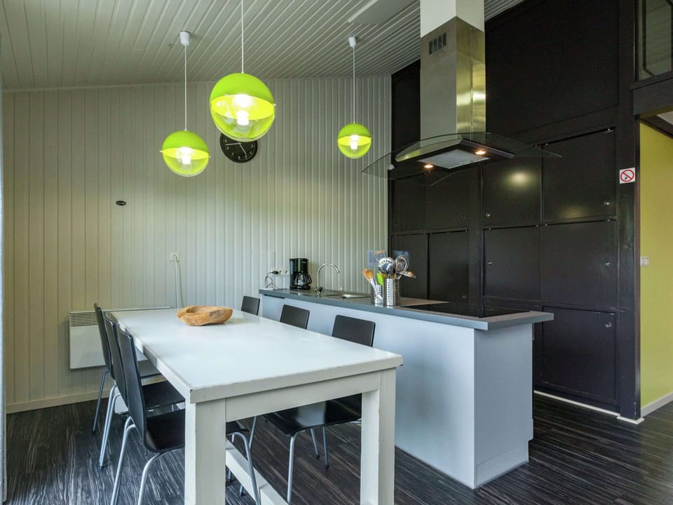Chalet | Dining