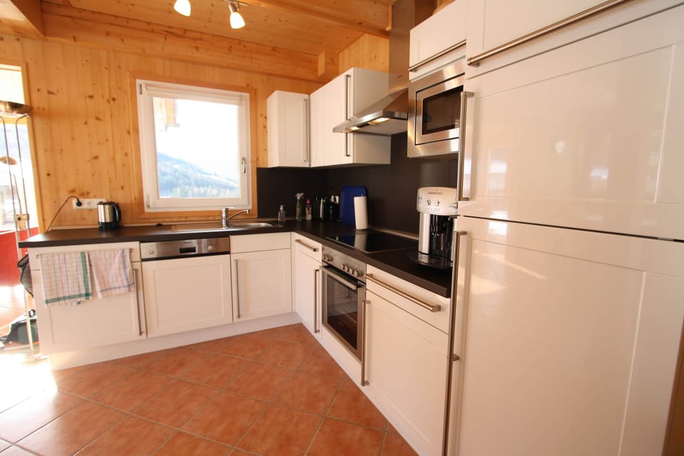 Chalet | Private kitchen | Highchair