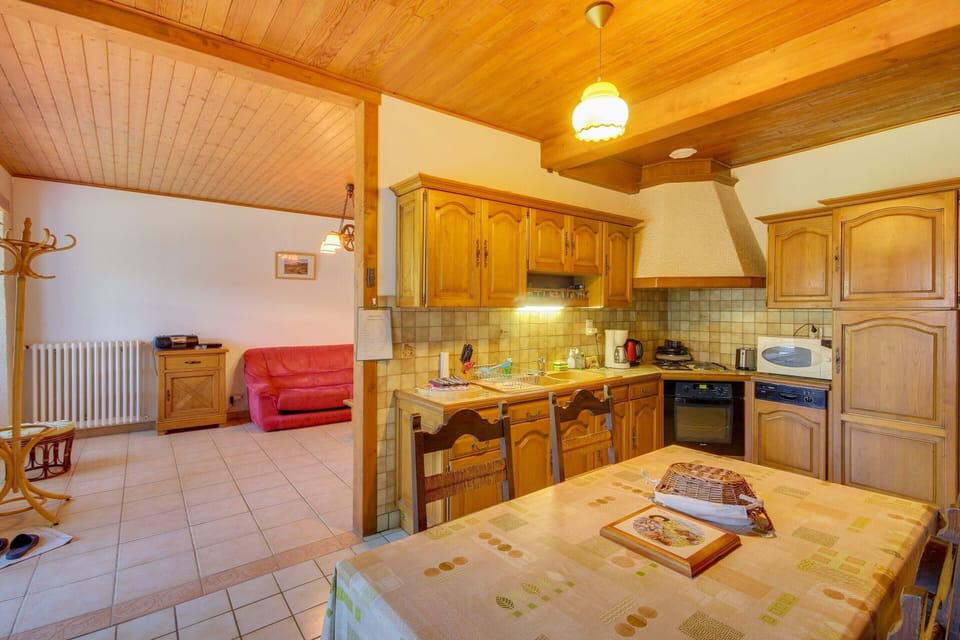 House | Private kitchen | Highchair