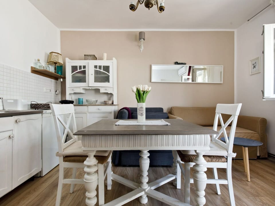 House | Private kitchen | Cookware/dishes/utensils