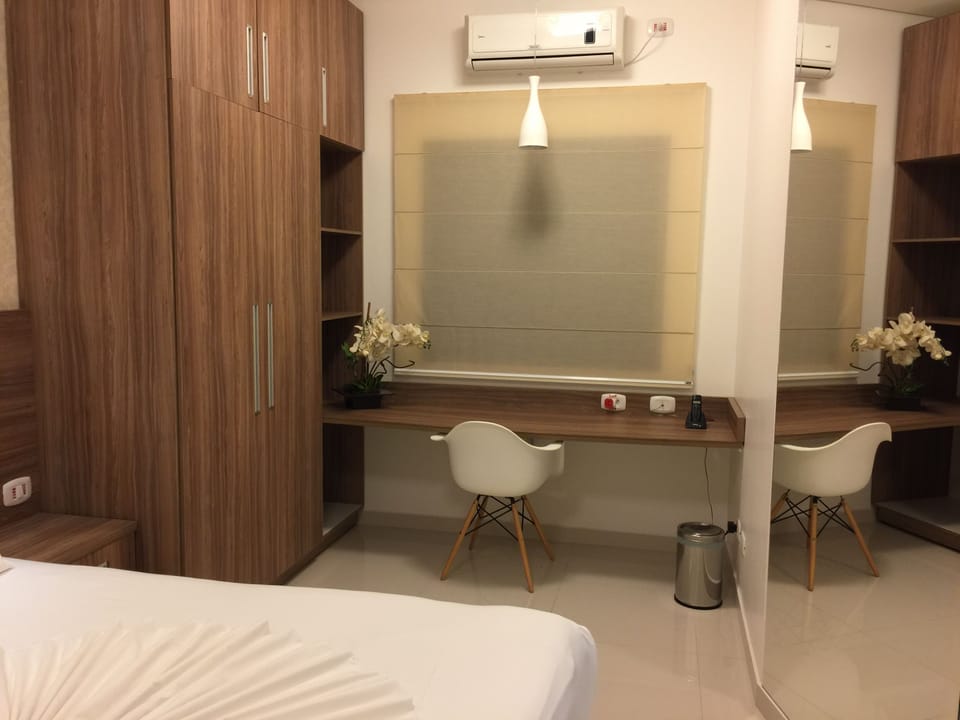 Minibar, in-room safe, desk, laptop workspace