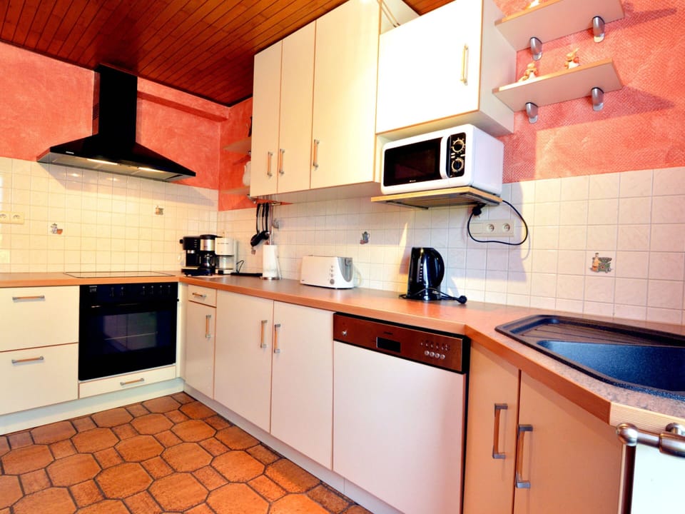 House | Private kitchen | Fridge, highchair