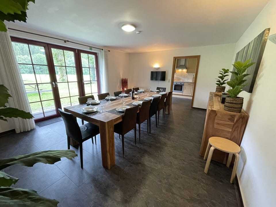 House | Dining