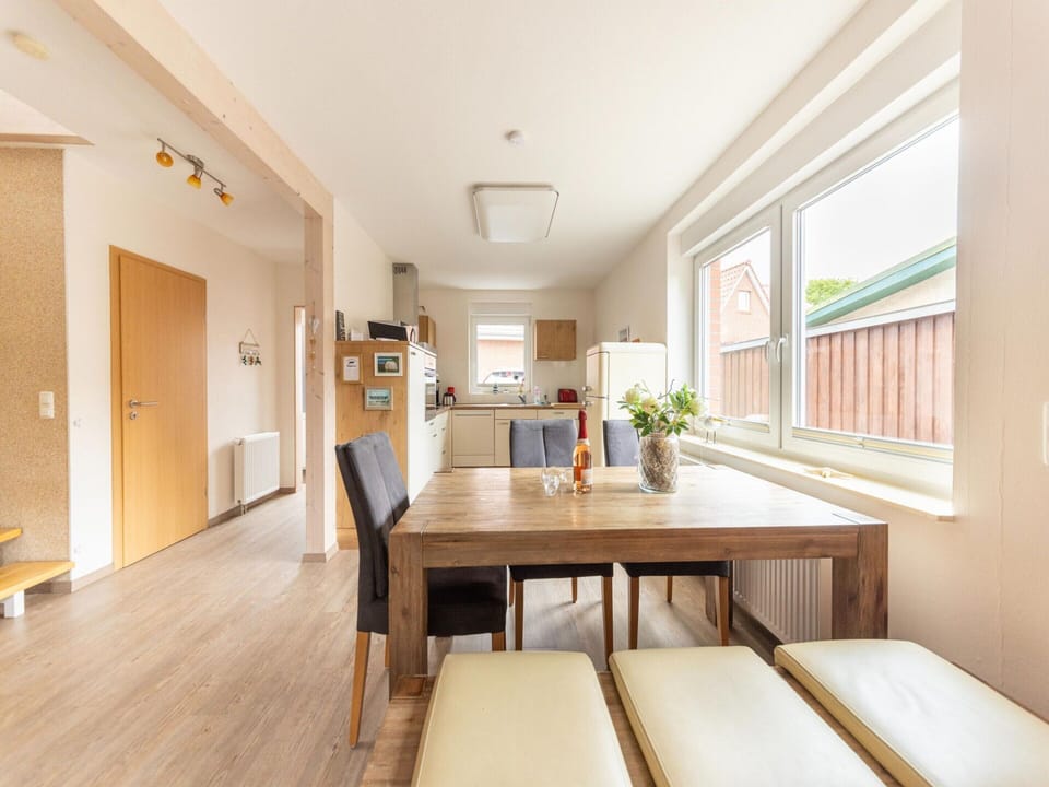 House | Dining