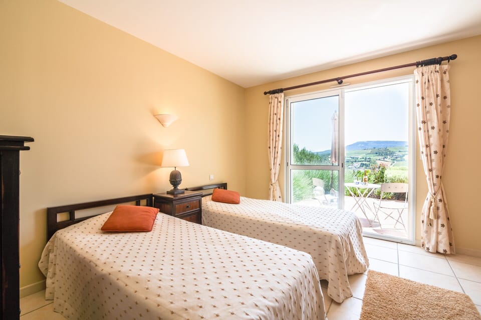 Villa in Limoux With Private Pool & Mountain Views Villa in Occitanie