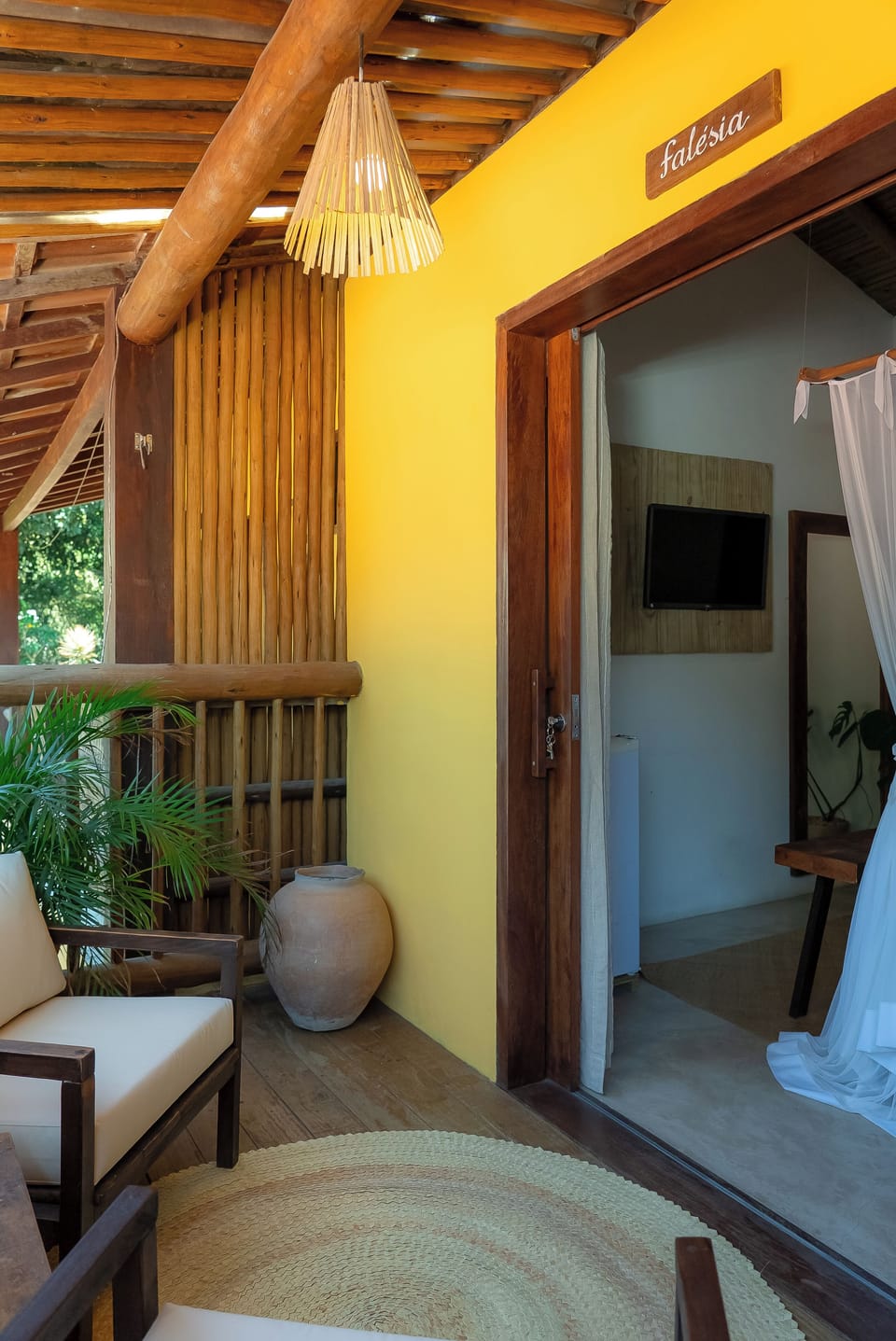 Deluxe Double or Twin Room, 1 Queen Bed | Minibar, individually decorated, individually furnished, free WiFi