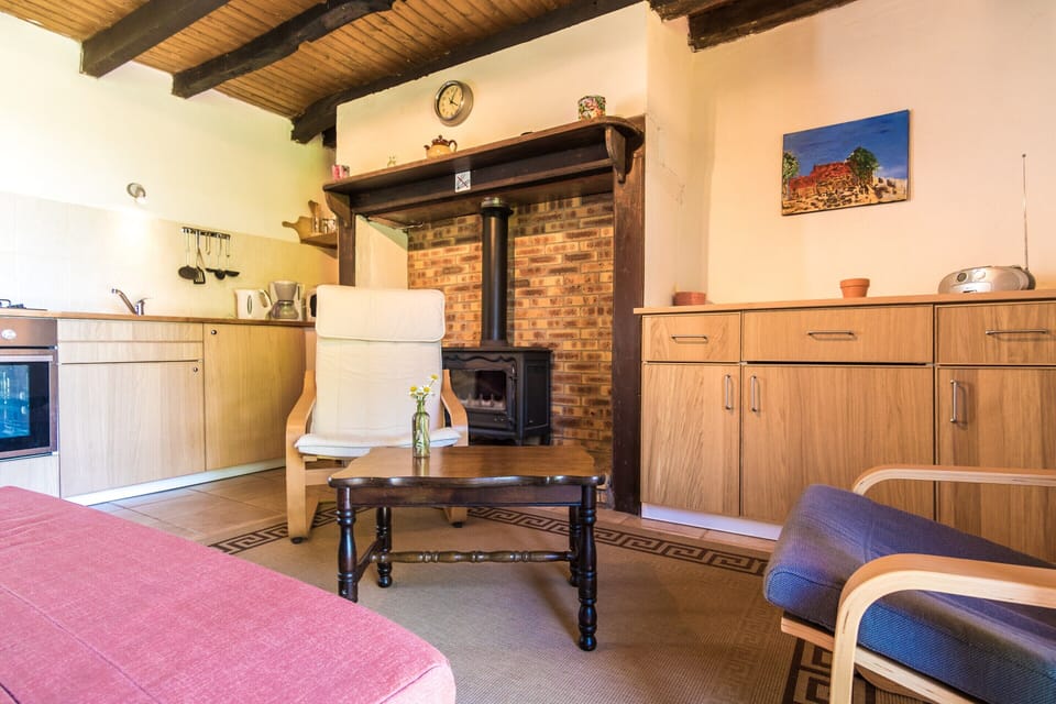 Cottage | Private kitchen | Highchair