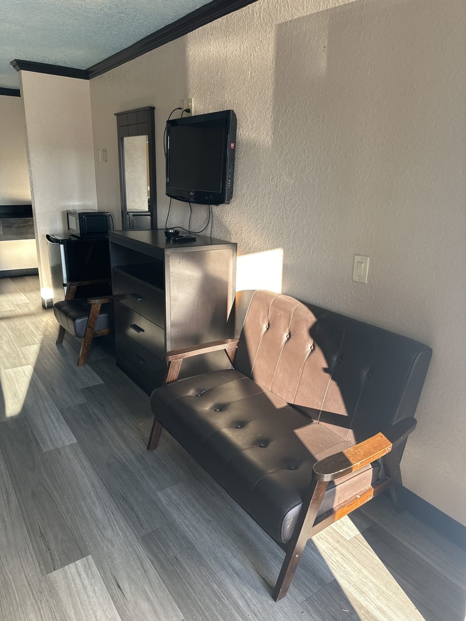 Comfort Room, Multiple Beds | Premium bedding, individually furnished, desk, free WiFi