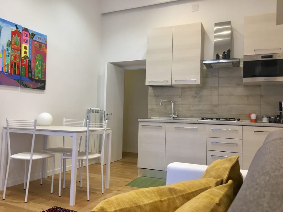 living room/kitchen
