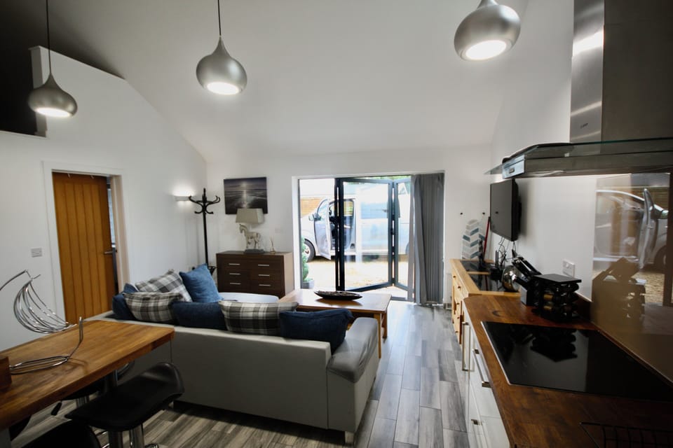 Nice a airy open plan area