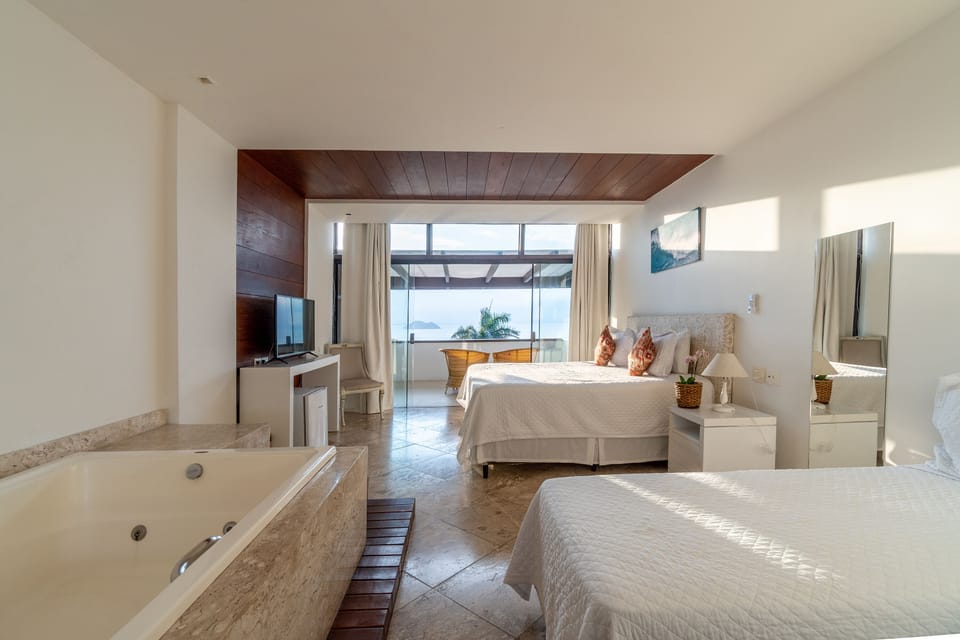 Suite (VIP Luxo) | Private spa tub