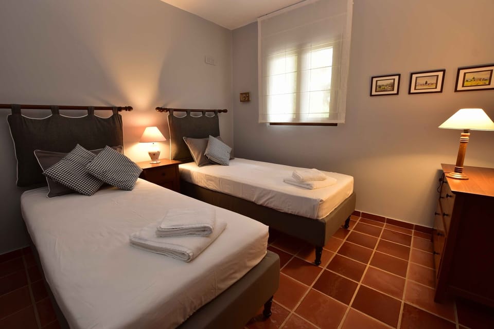 Third bedroom.