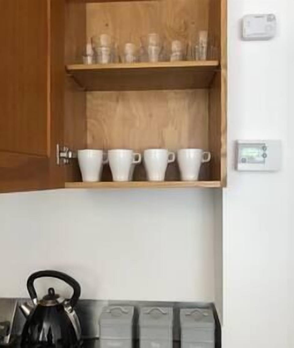Kitchen (2)