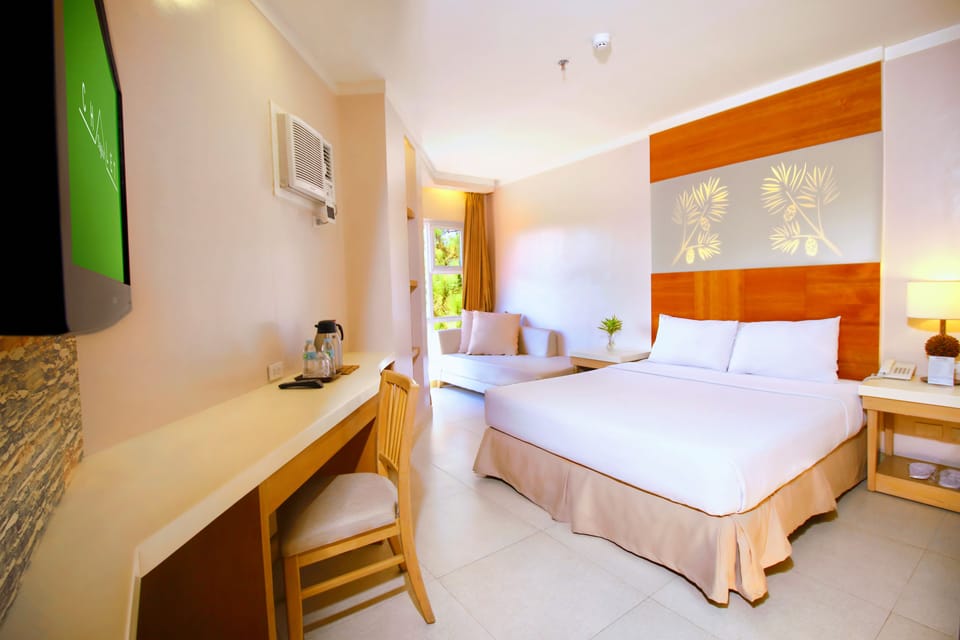 Deluxe Double Room, 1 Queen Bed | In-room safe, desk, laptop workspace, WiFi (free)