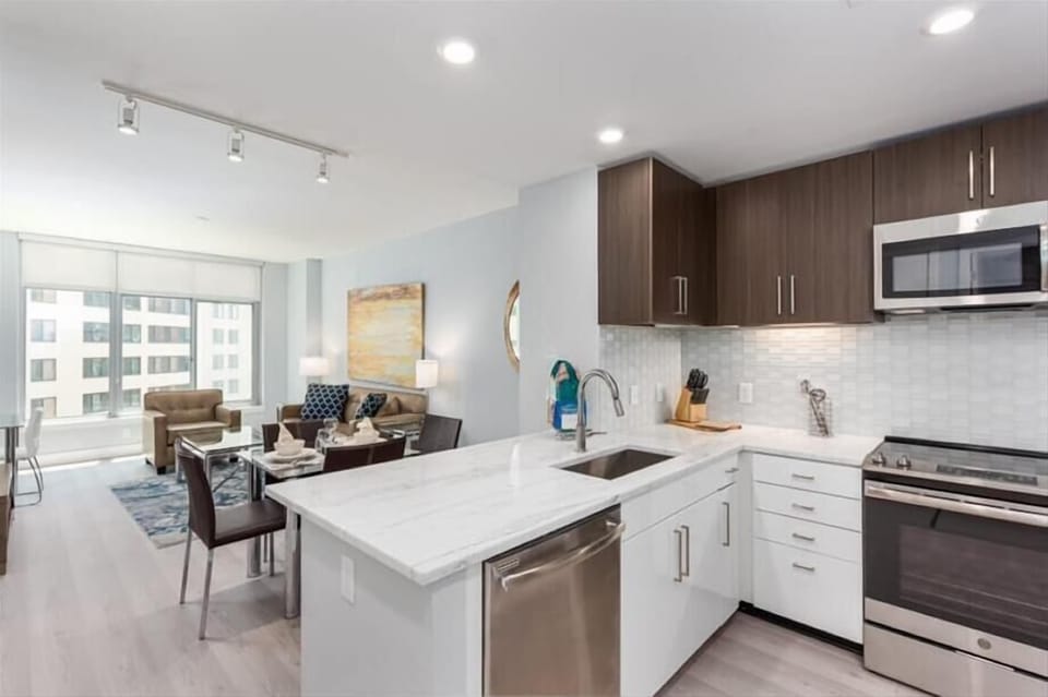 Bethesda 1 Bedroom Kitchen