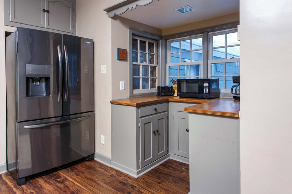 Kitchen with modern appliances and coffee nook