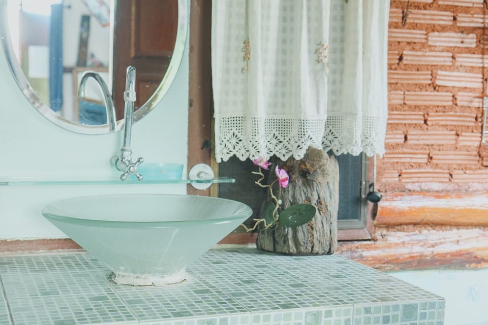 Standard Double Room (Private Bathroom) | Bathroom | Shower, towels