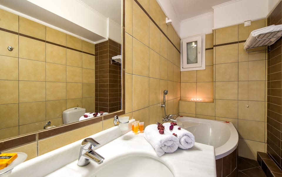 Al Mare Hotel Hotel in Peloponnese, Western Greece and the Ionian