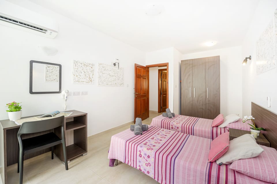 Apartment, 3 Bedrooms, Terrace | 3 bedrooms, desk, laptop workspace, blackout drapes