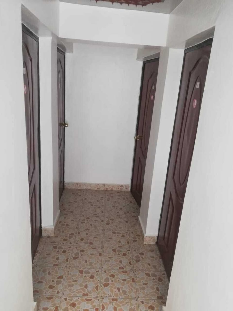 Guest House Hotel Chrisna - Hostel Hostel in Nairobi County