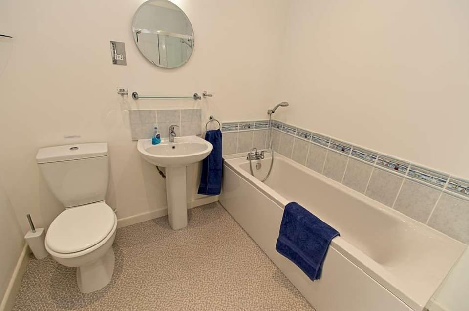 Ensuite to master