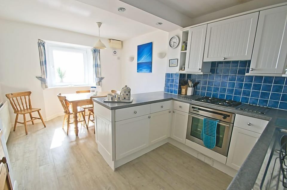 kitchen breakfast room