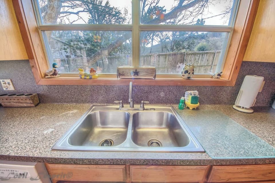 NO GARBAGE DISPOSAL!