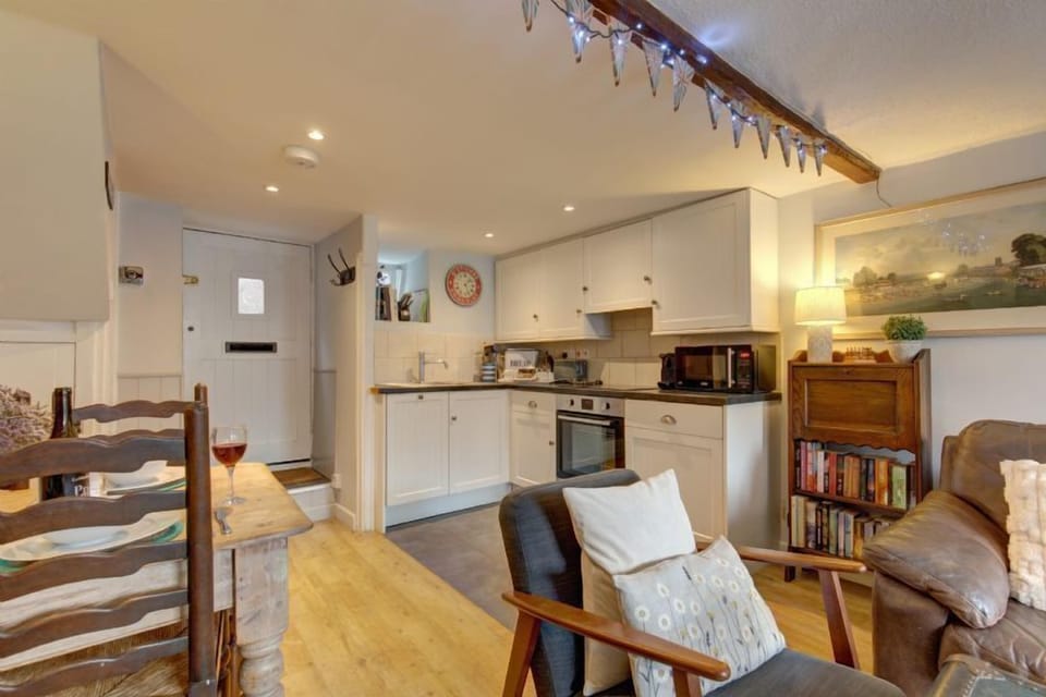 Ground floor: Kitchen area