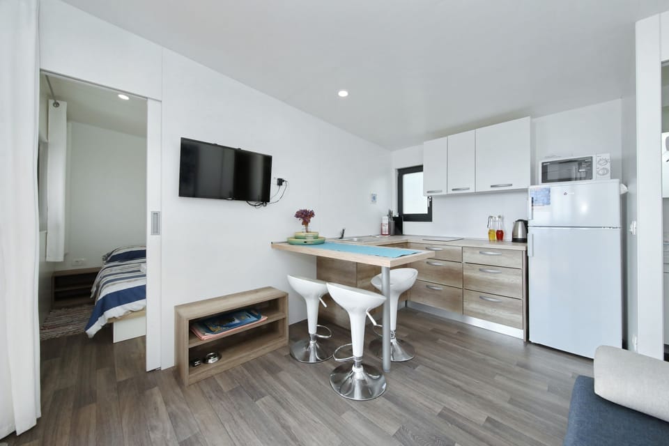 House | Private kitchen | Fridge, microwave, stovetop, espresso maker