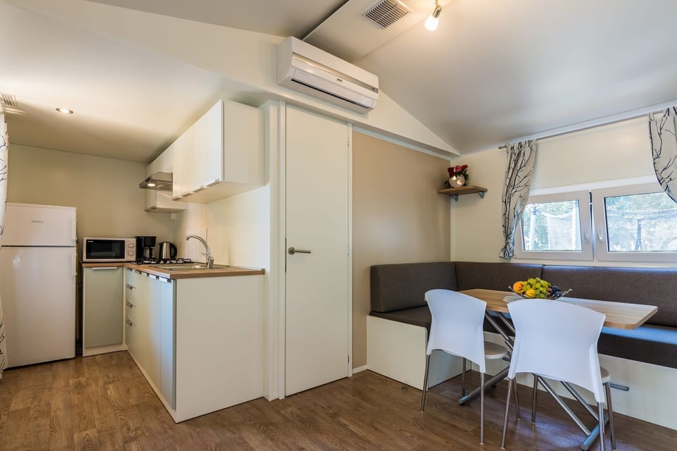 House | Private kitchen | Fridge, microwave, stovetop, espresso maker