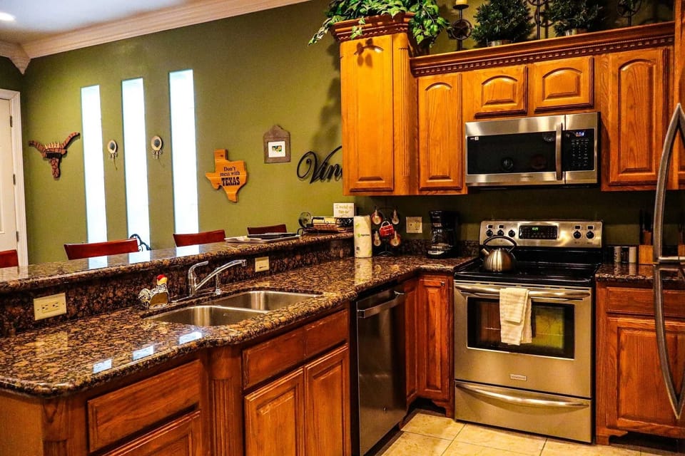 Indoors, Kitchen, Appliance, Microwave, Oven