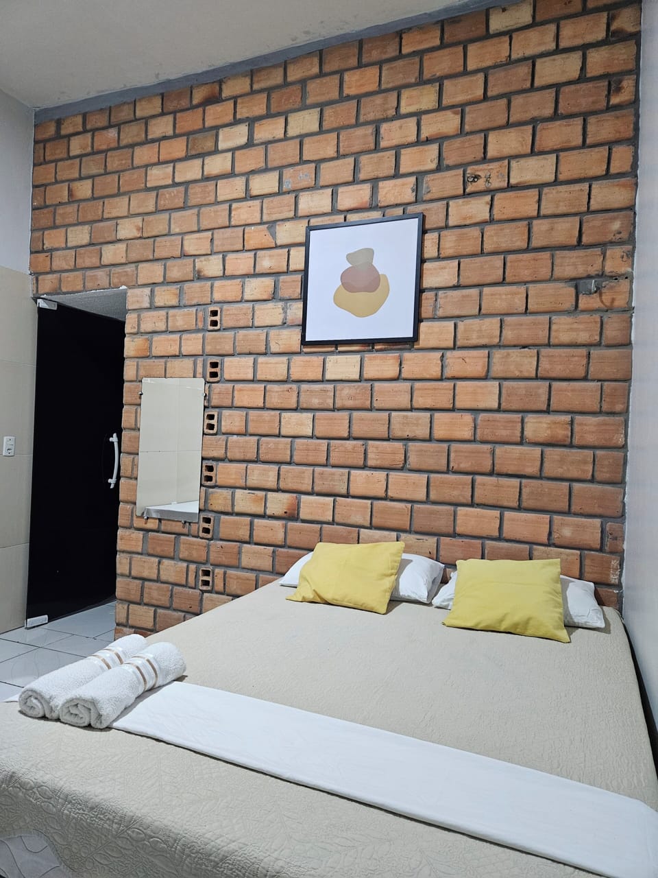 Standard Triple Room | Free WiFi, bed sheets