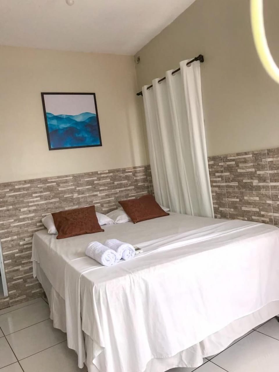 Standard Double Room | Free WiFi, bed sheets