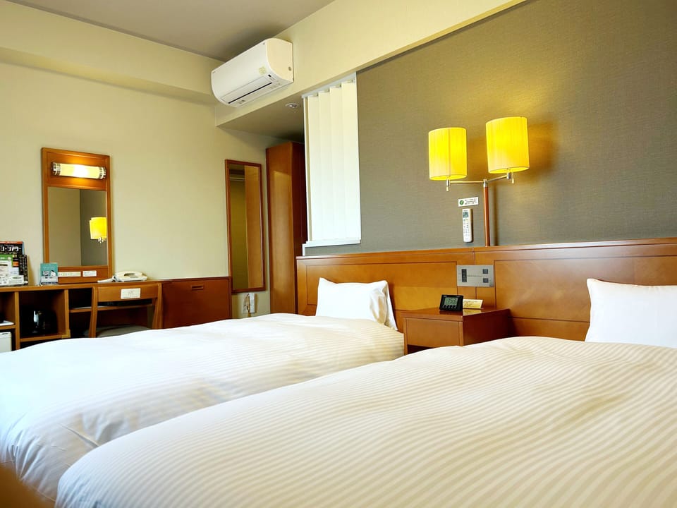 Twin Room, Smoking only heated tobacco allowed | Blackout drapes, bed sheets