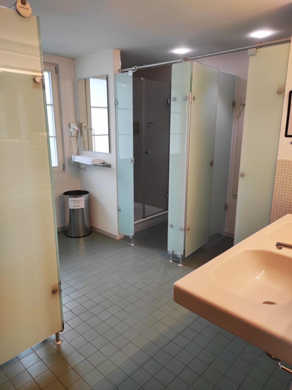 Shower, hair dryer, bathrobes, towels