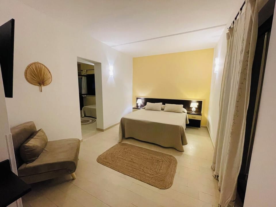 Triple Room | Premium bedding, Select Comfort beds, individually furnished, desk