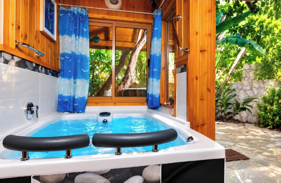 Ohn-Bar Guesthouse Bed and Breakfast in North District