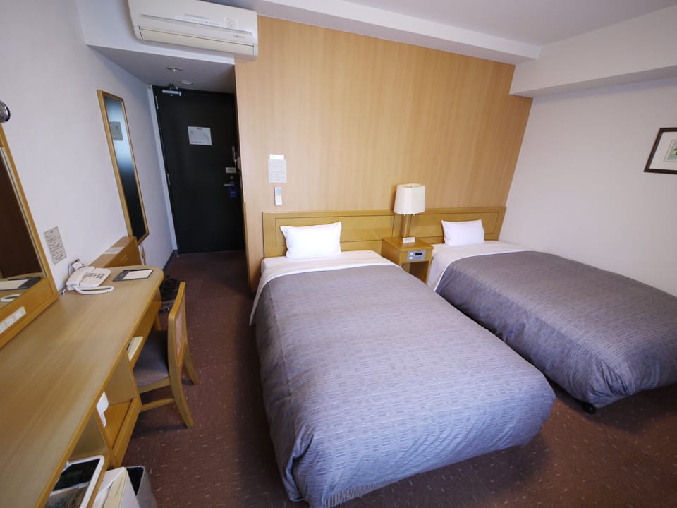 Desk, WiFi (free), bed sheets