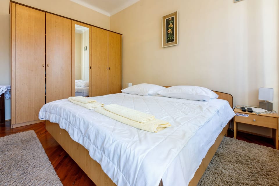 2 bedrooms, free WiFi