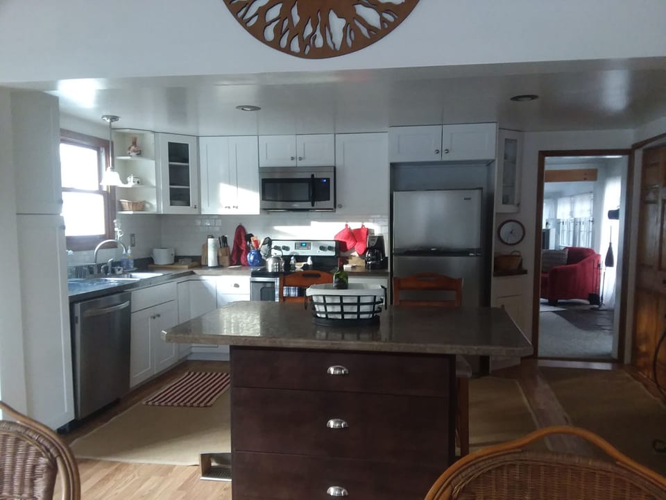 Kitchen with island