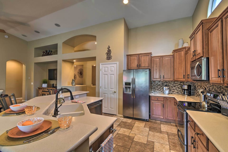 Kitchen | Fully Equipped